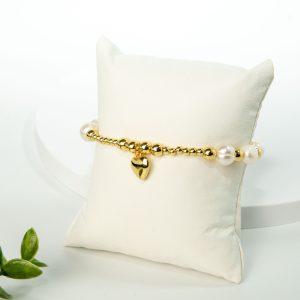 20250412-DSC01897.jpg Enchanted Pearl Bracelet